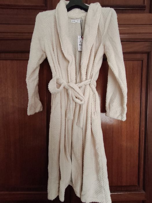 Robe Lefties bege tamanho M novo com etiqueta