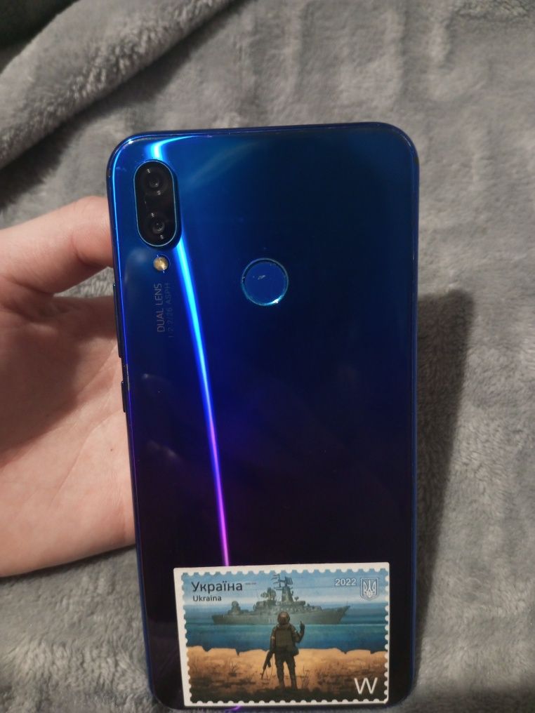 Huawei nova 3i; 64gb