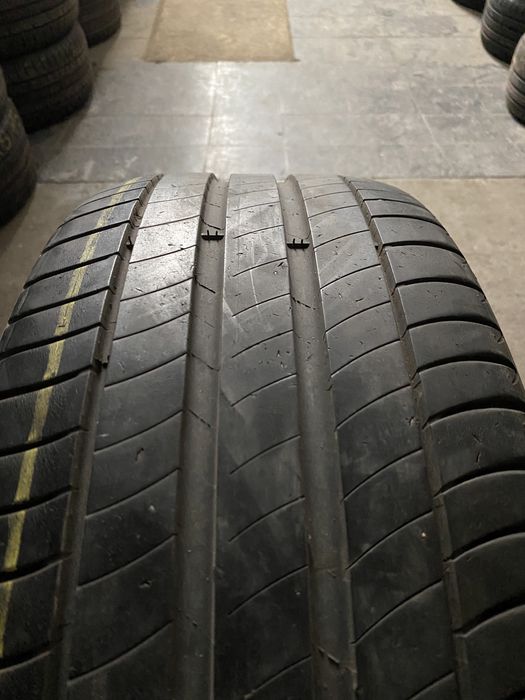 Pneus 225/45R18 semi-novos em muito bom estado