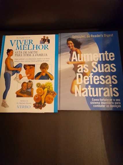 Livros de diferentes temáticas usados.