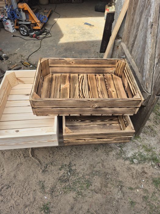 Skrzynka drewniana niska NUMER-8 szlifowana 60×40×13.5