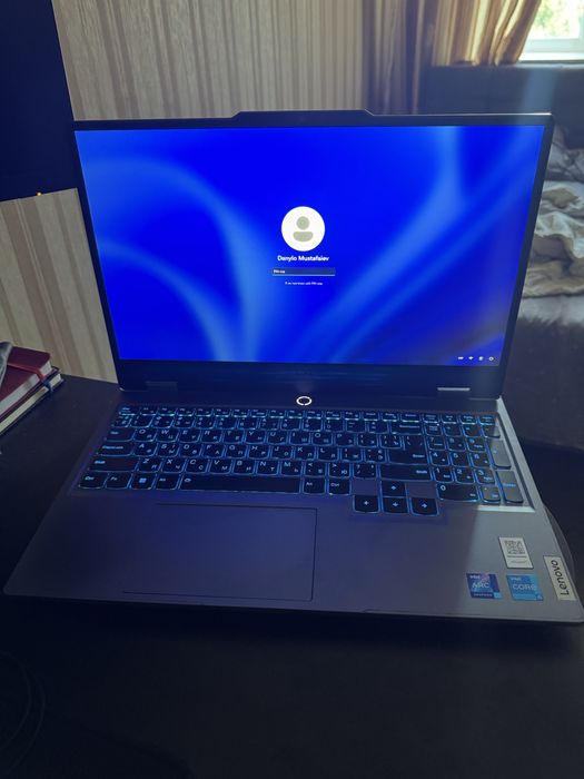 Ноутбук Lenovo LOQ 15IAX9I