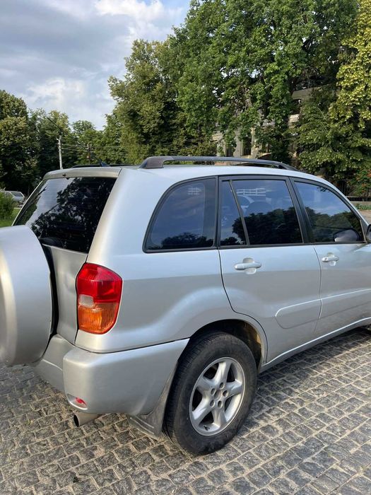 Тойота Рав 4 2.0