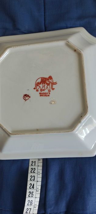 Prato octogonal aneleiro ou despeja bolsos, pintura em relevo