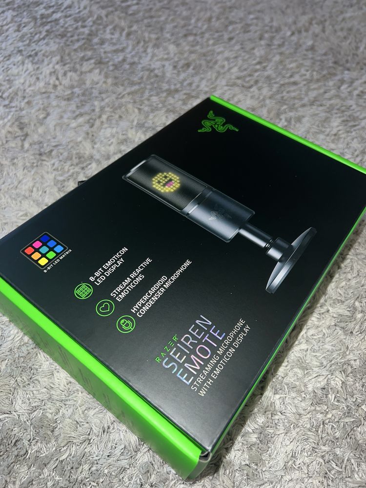 Mikrofon RAZER Seiren Emote Hiperkardioidalny