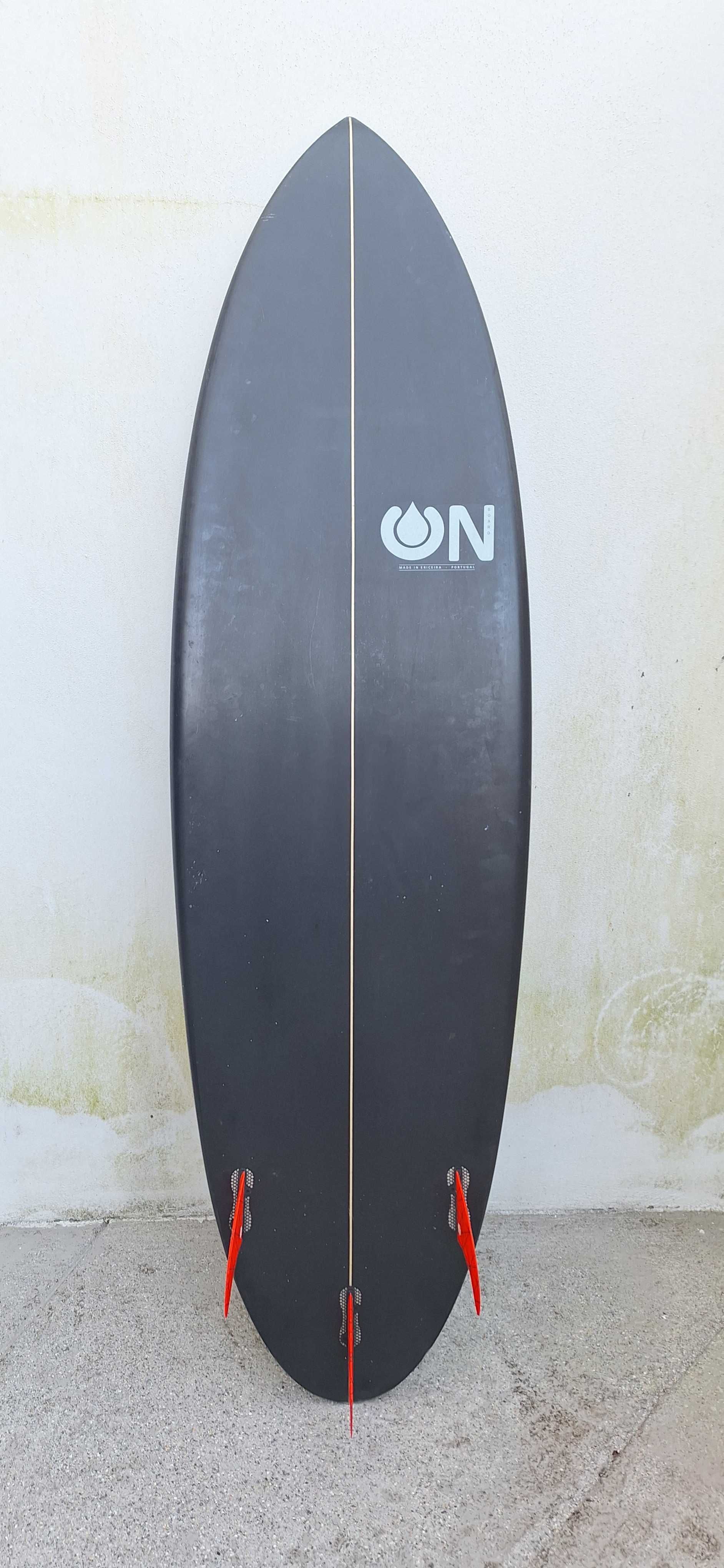 Prancha de Surf Customizada OnBoards - Estado Novo