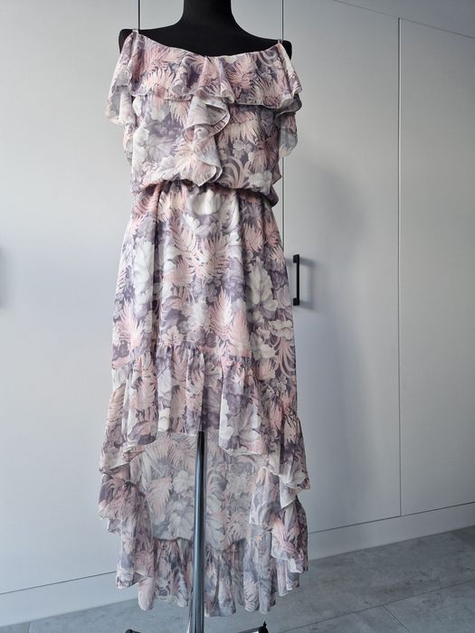 Kobieca asymetryczna sukienka na ramiączkach s