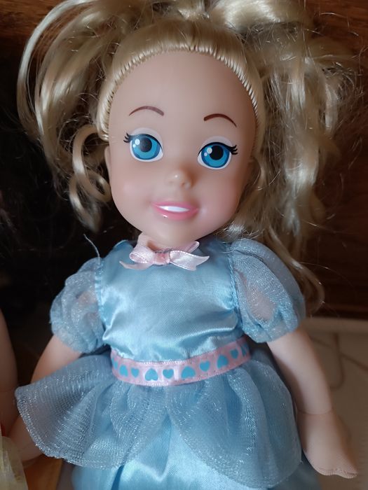 Zapf лялька Бель Попелюшка Німеччина