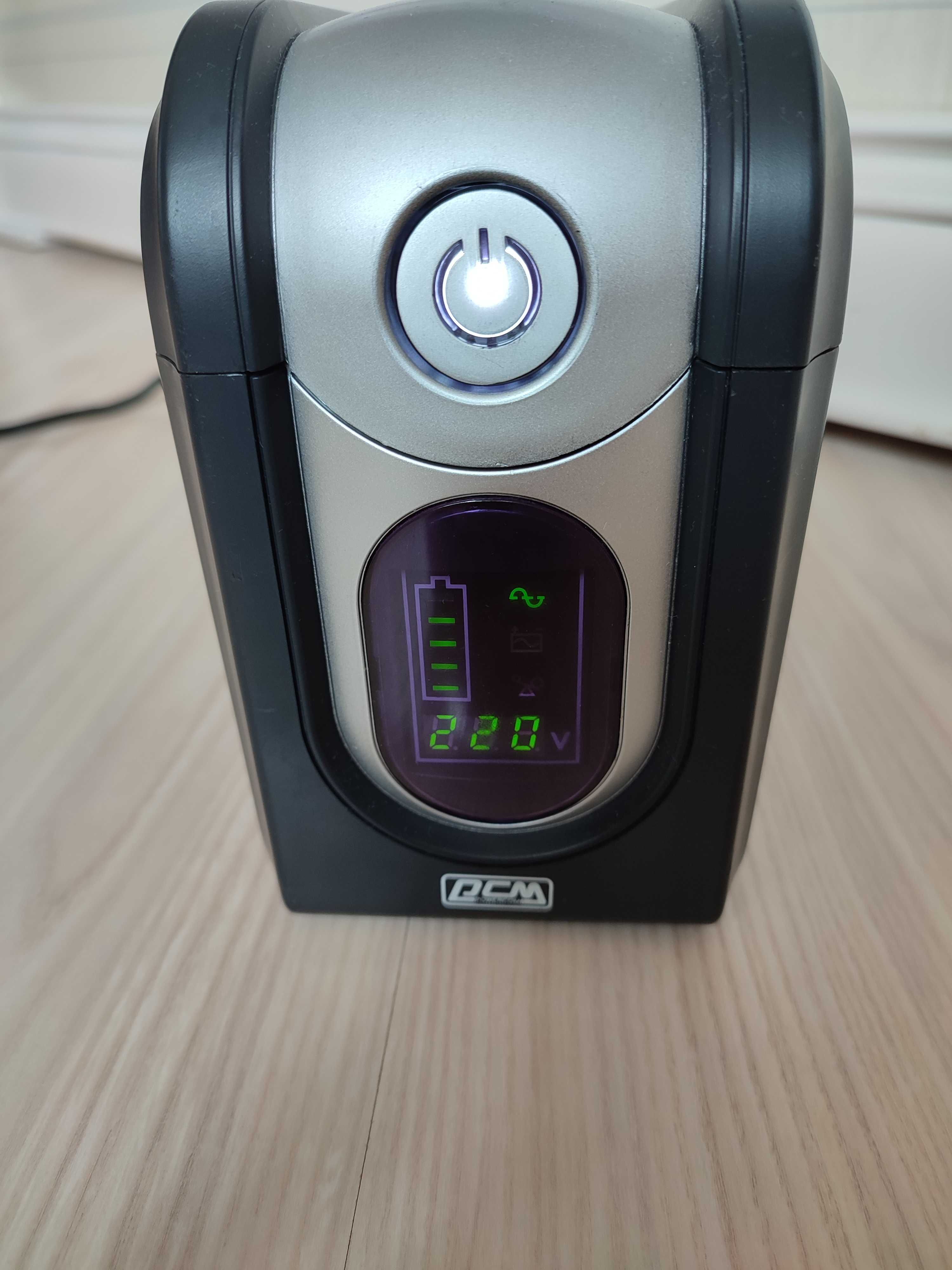 Лінійно-інтерактивний блок живлення Powercom Imperial IMD-825AP