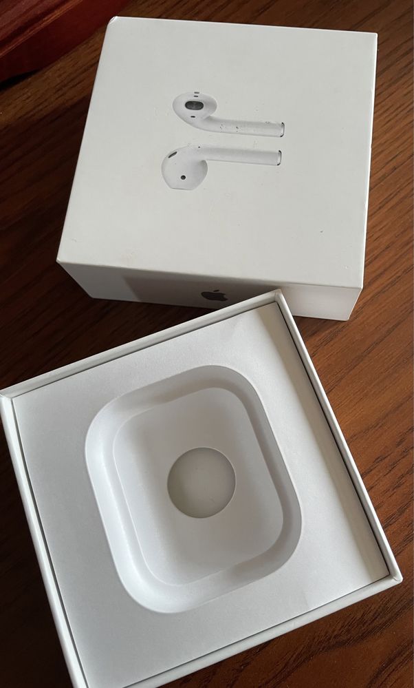 Коробка оригінал від навушників ерподс apple airpods