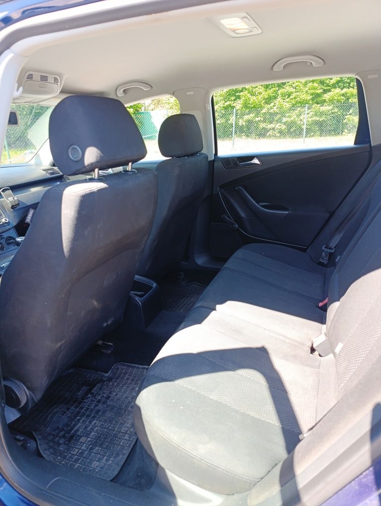 Vw Passat B6 1.6B // 2007 // Klima // Hak //Zamiana //

Samochód zarej