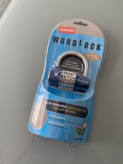 Cadeado novo na embalagem