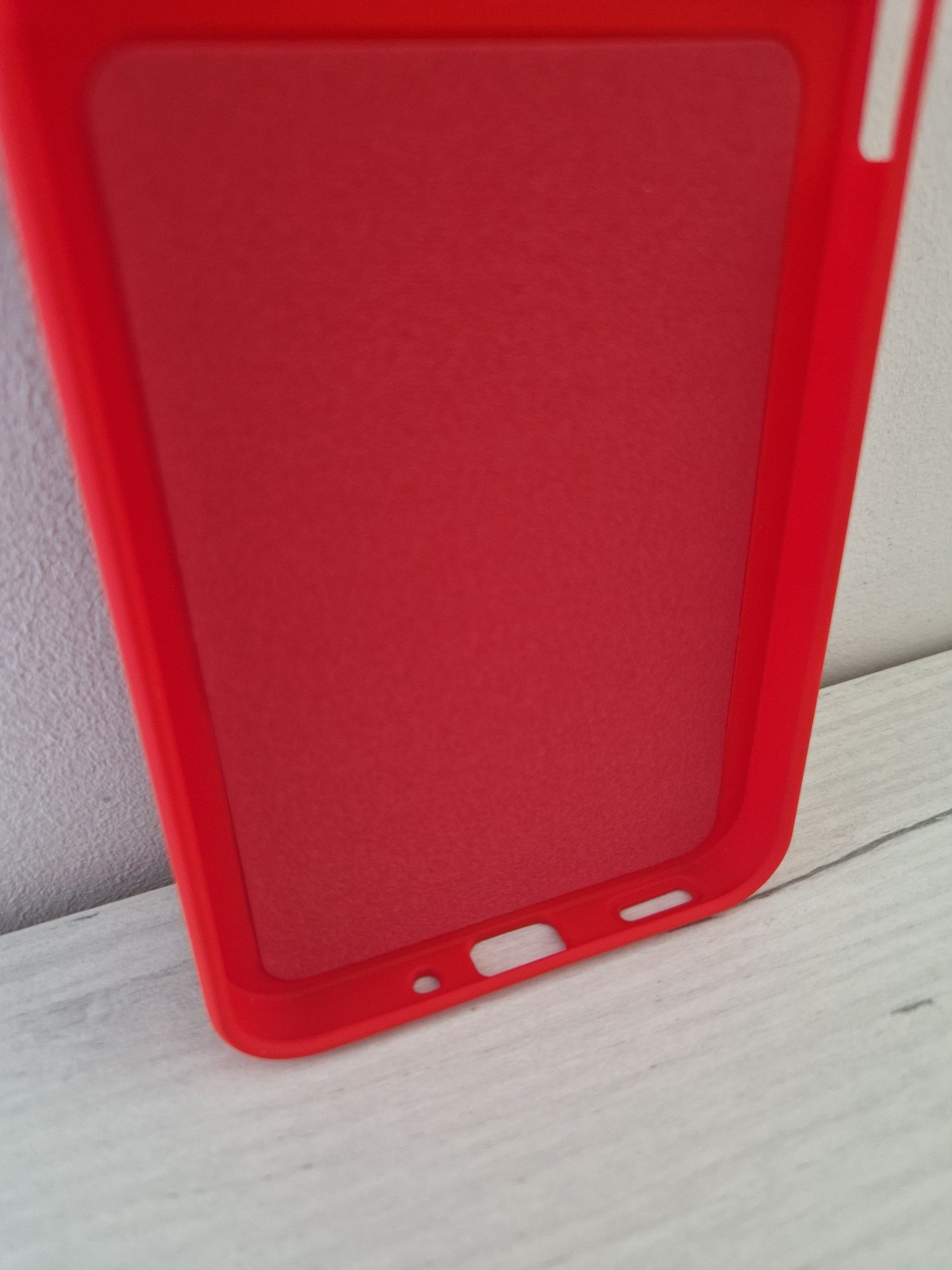 Camshield Soft do Samsung Galaxy A16 4G/5G Czerwony