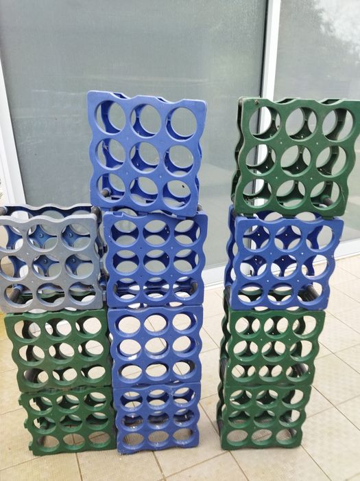 Garrafeiras plásticas