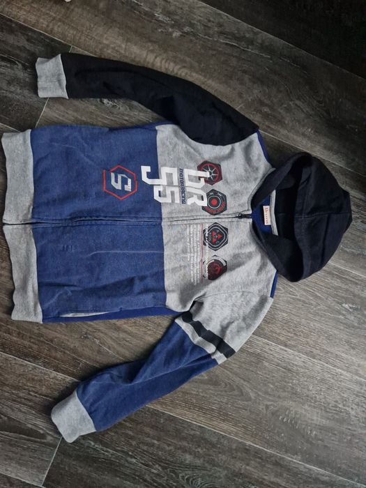 Кофта, олимпийка, ветровка для мальчика на 9-10 лет