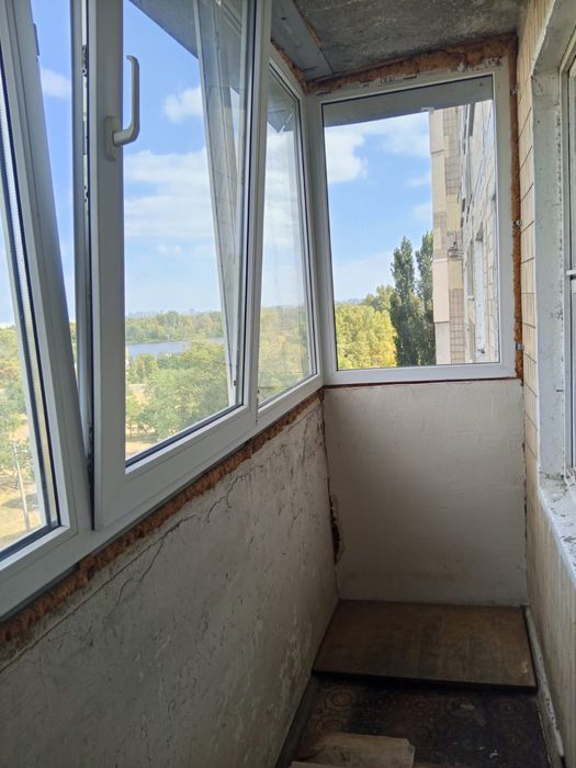 Оболонь, вул. Прирічна, продаж трикімнатноі