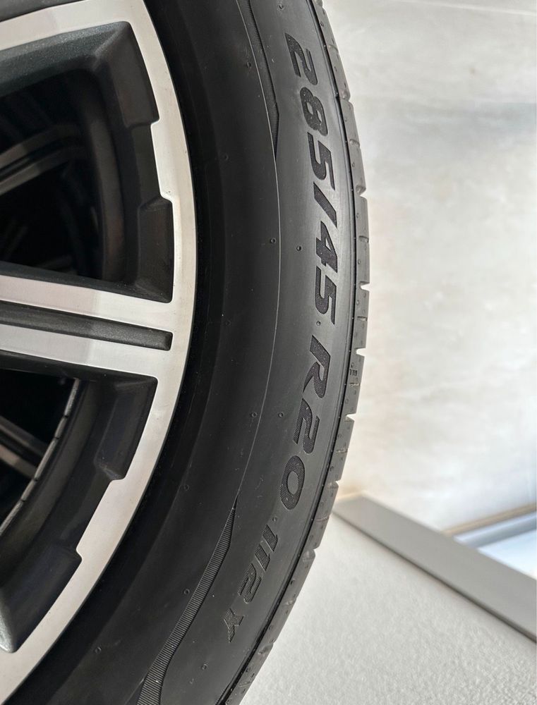 Koła letnie,Felgi 285/45/20 Oryginał Audi Q7 4M SQ7 Q8 20 cali Pirelli