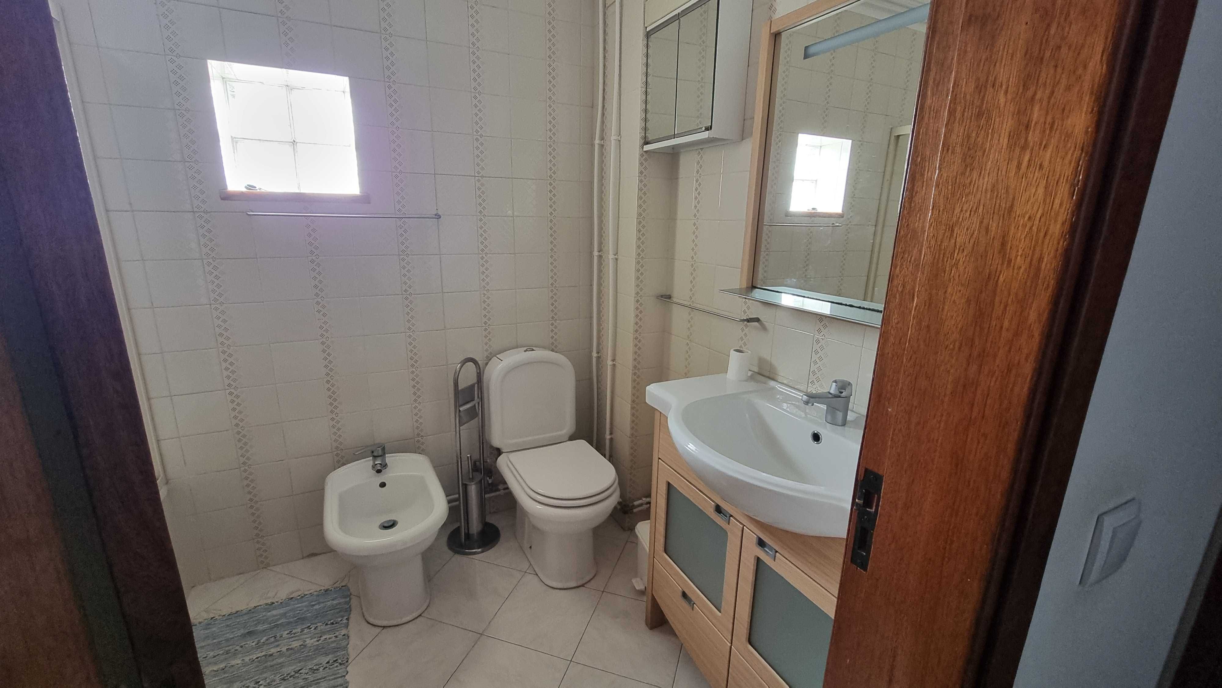 3 quartos em São Martinho do Bispo