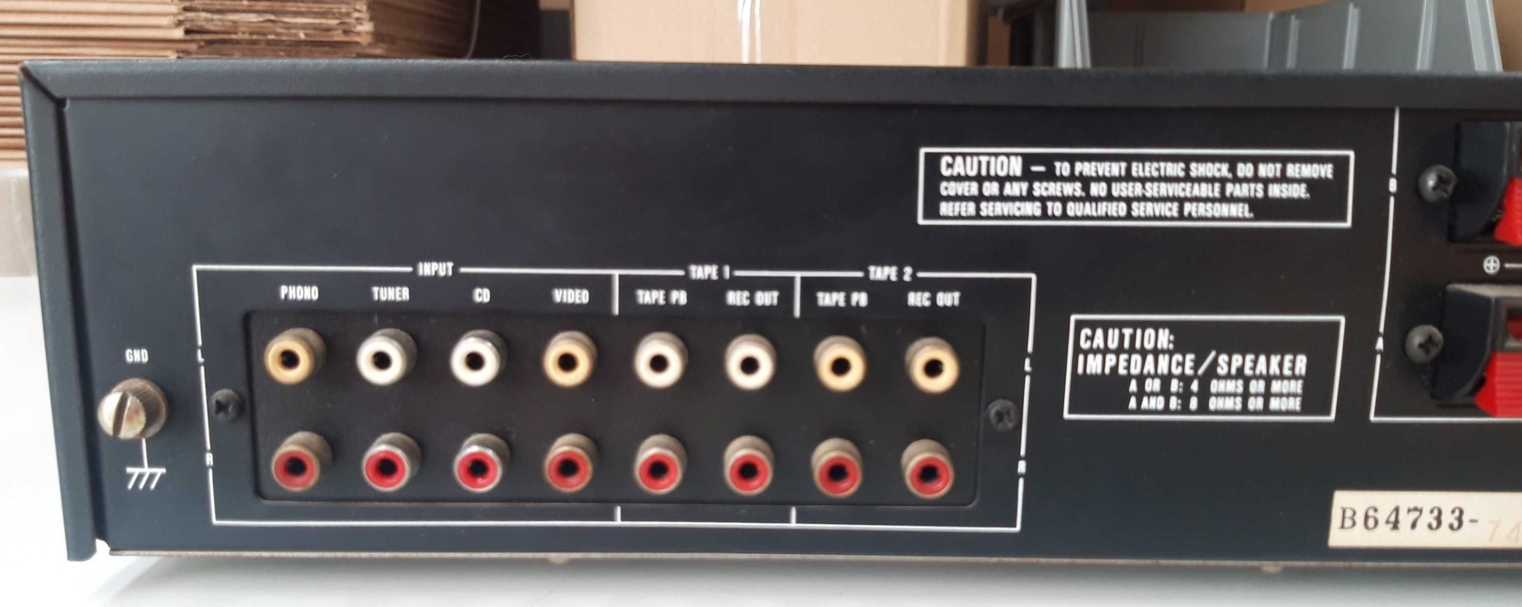 Vector Research VA-1100 Amplificador