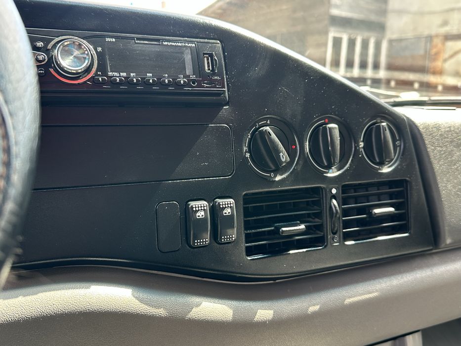 VOLKSWAGEEN LT 35 бус фургон