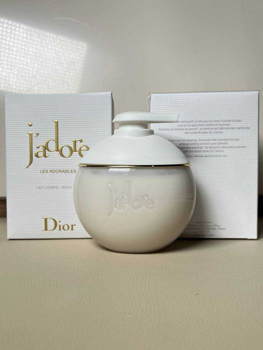 Молочко для тіла Dior JAdore Les Adorable