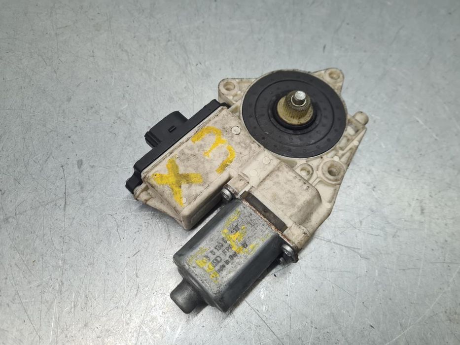 Motor vidro trás esquerdo BMW X3 (E83)