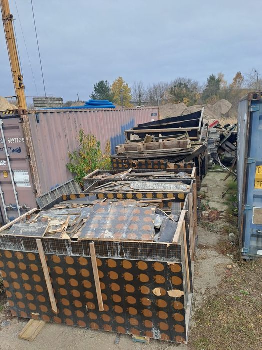 Drewno, sklejka, odpady drewniane, drewno opałowe