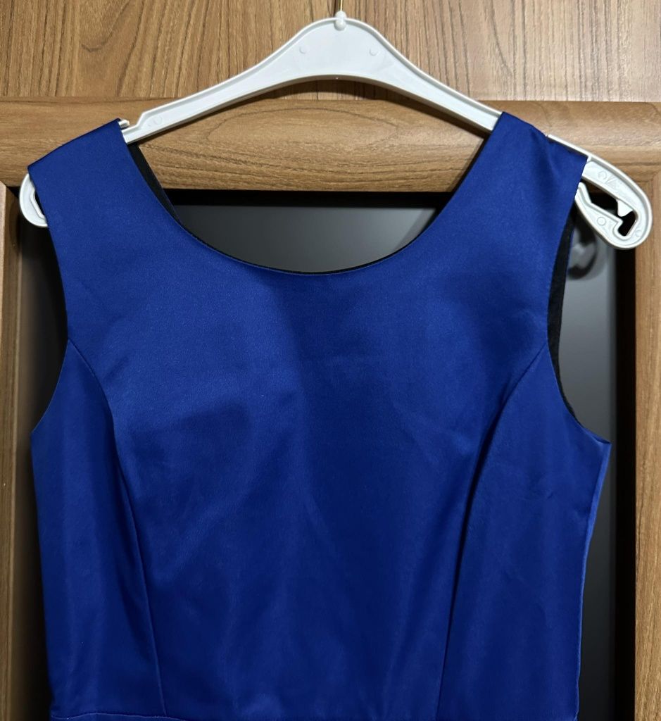 Niebieska sukienka Duet 36 S