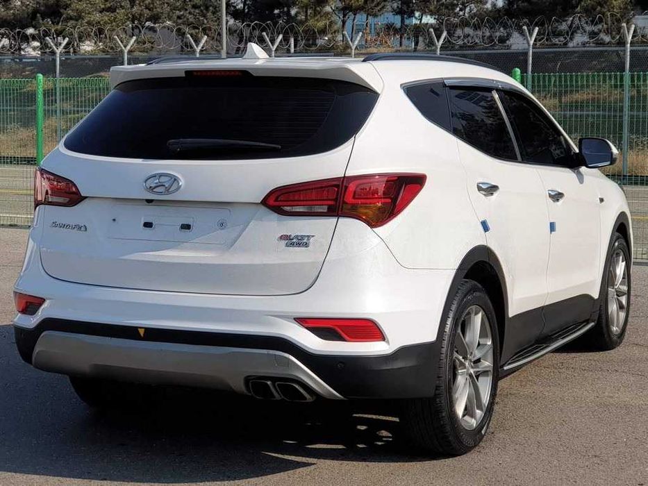 Hyundai Santa Fe 4WD EXCLUSIVE