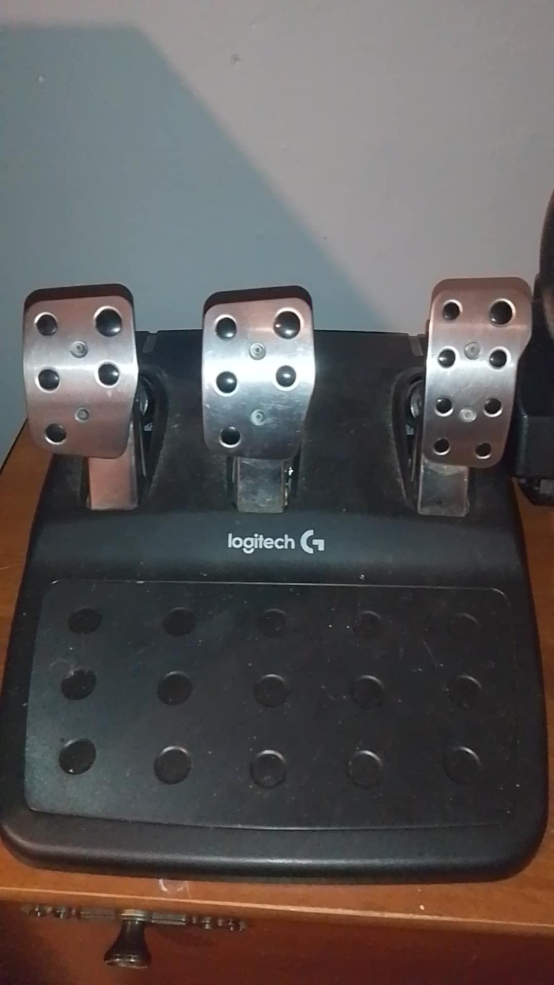 Sprzedam kierownicę ps5 PS4 PS3 i pc