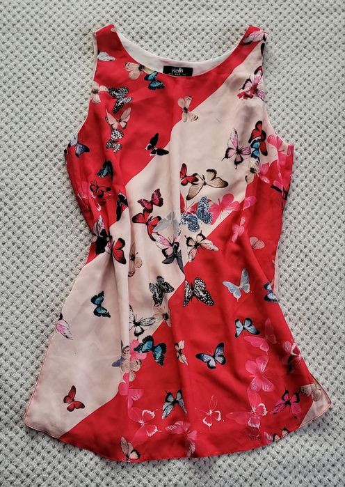 Hit na jesień Piękna bluzka damska bez rękawów print motyle rozm. M