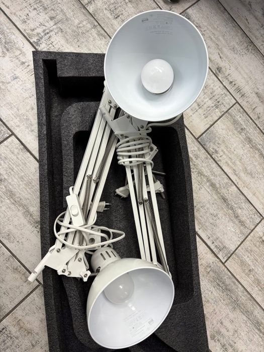 Sprzedam dwie lampy. Nowe