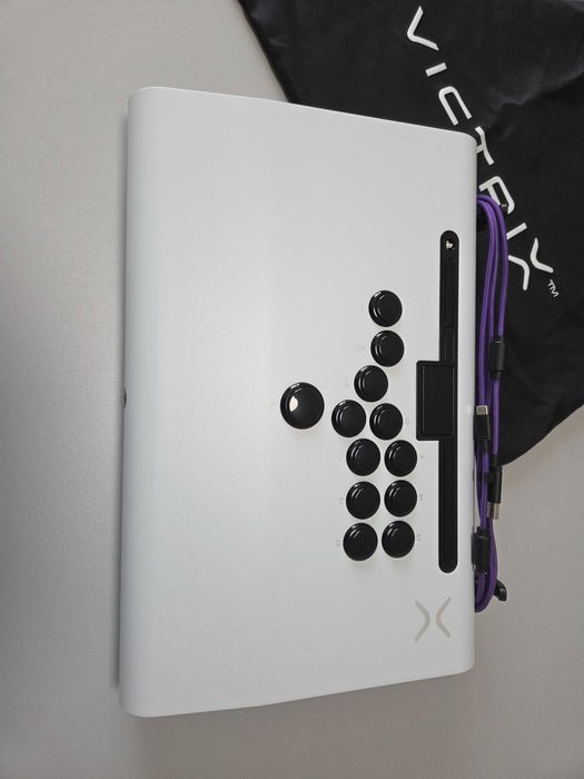 Victrix Pro FS-12 Leverless Arcade Fight Stick
