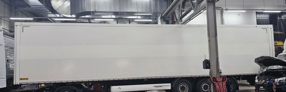 Rozklejanie aut reklam logo napisy ciezarowe dostawcze osobowe
