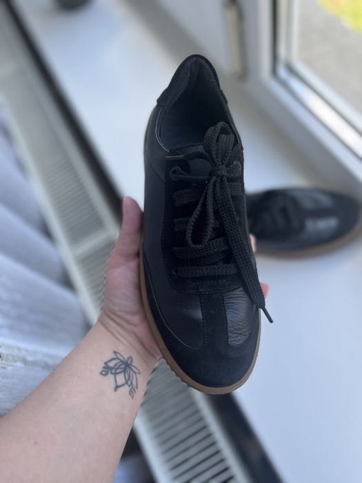 Кеди нові 36 не підійшли