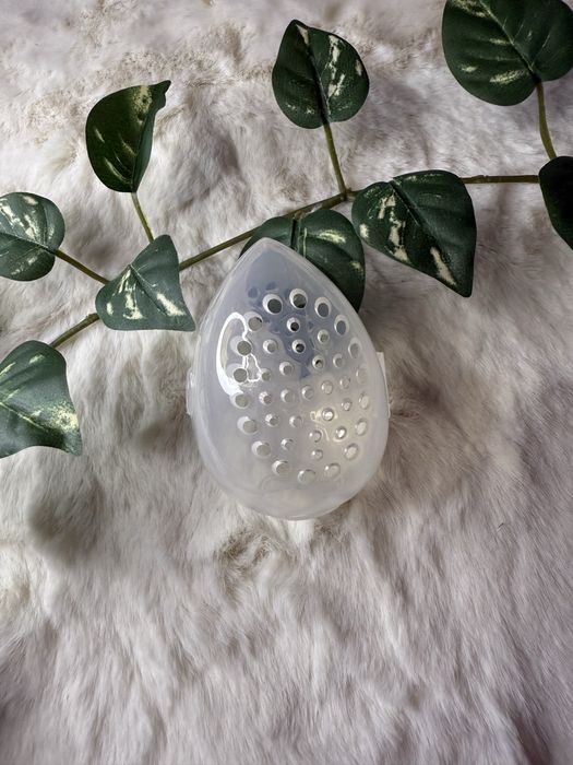 Etui na gąbeczke ochraniacz na beauty blender etui case