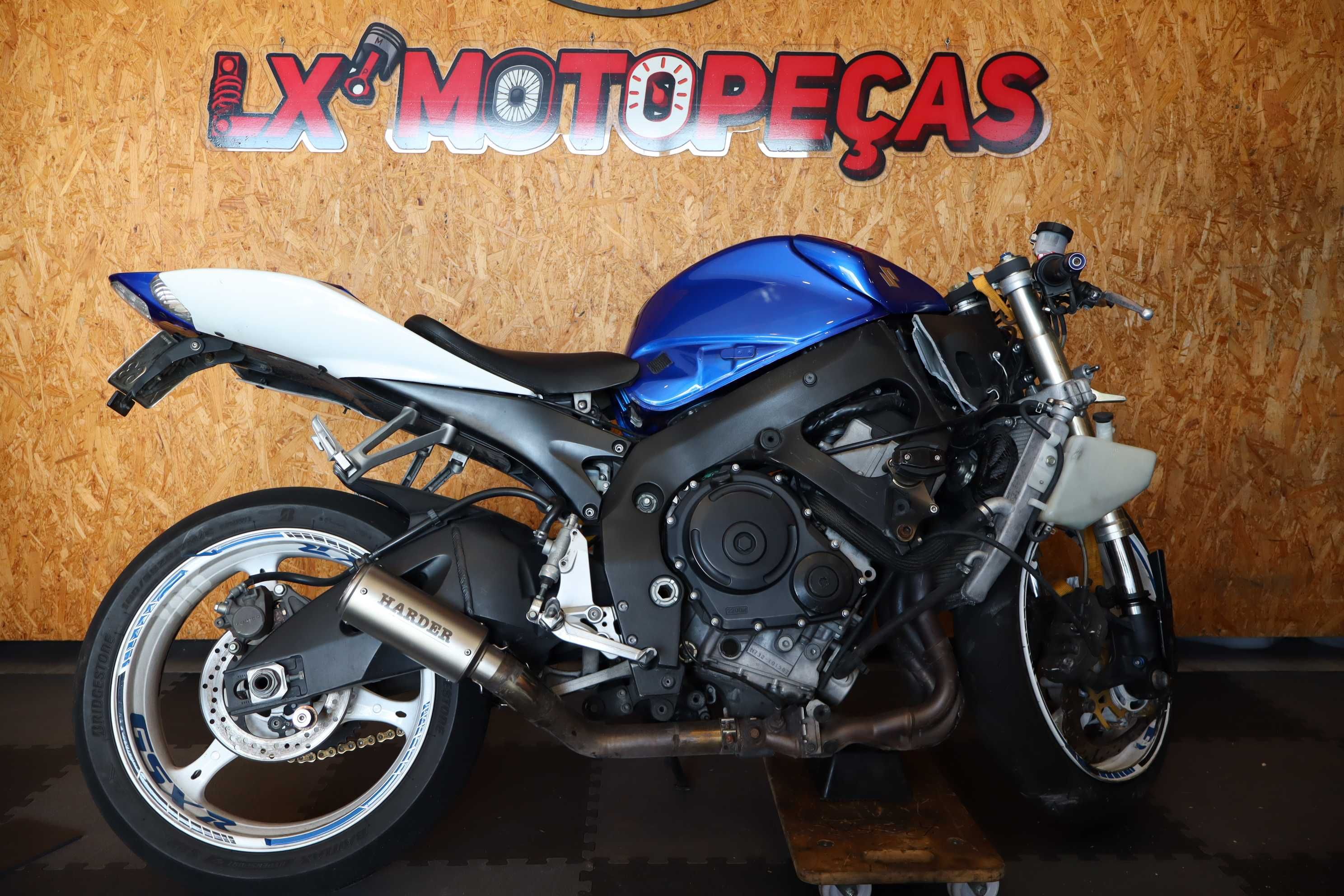 Suzuki Gsxr 600 K7 para vender por peças.