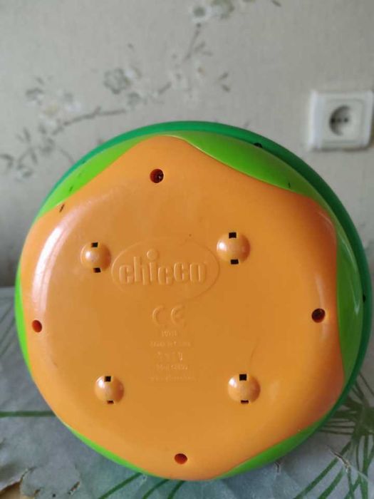 Продам Іграшка юла (дзига) Chicco