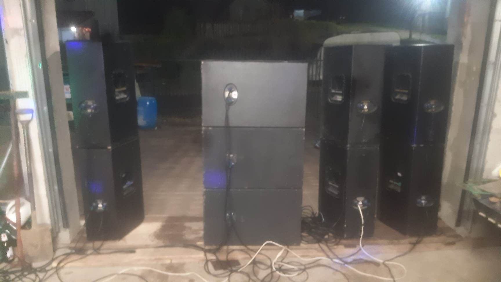 DJ Usługi muzyczne nagłośnienie imprez oraz śpiewanie na żywo imprezy