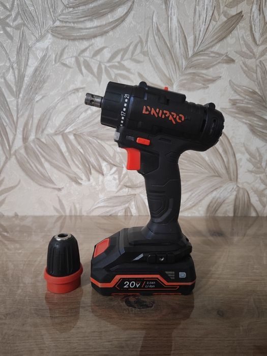 Шуруповерт-дриль Днипро М