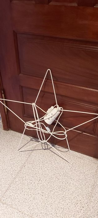 Candeeiro para quarto de criança.