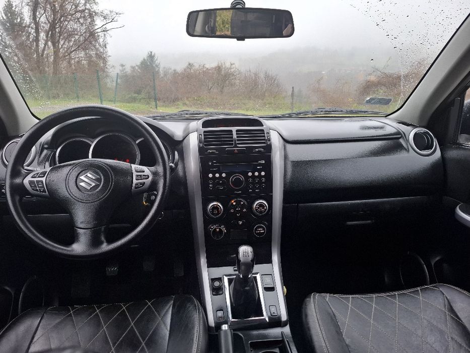 Suzuki grand vitara 2 2.0 benzyna 4x4 bogata wersja!
