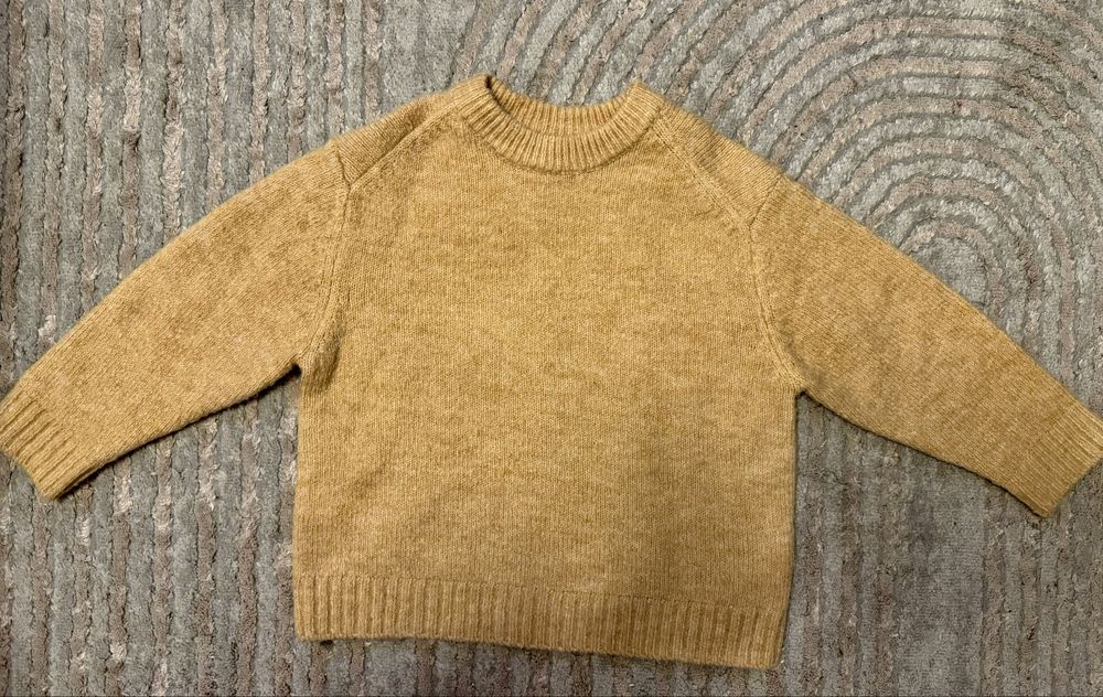 Sweterek sweter świąteczny święta Zara 92 nowy