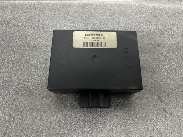 Módulo confort VOLKSWAGEN Golf IV (1J1)