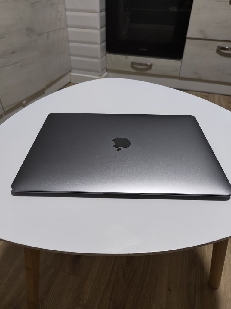 MacBook Air M1 2020, 8gb/256gb