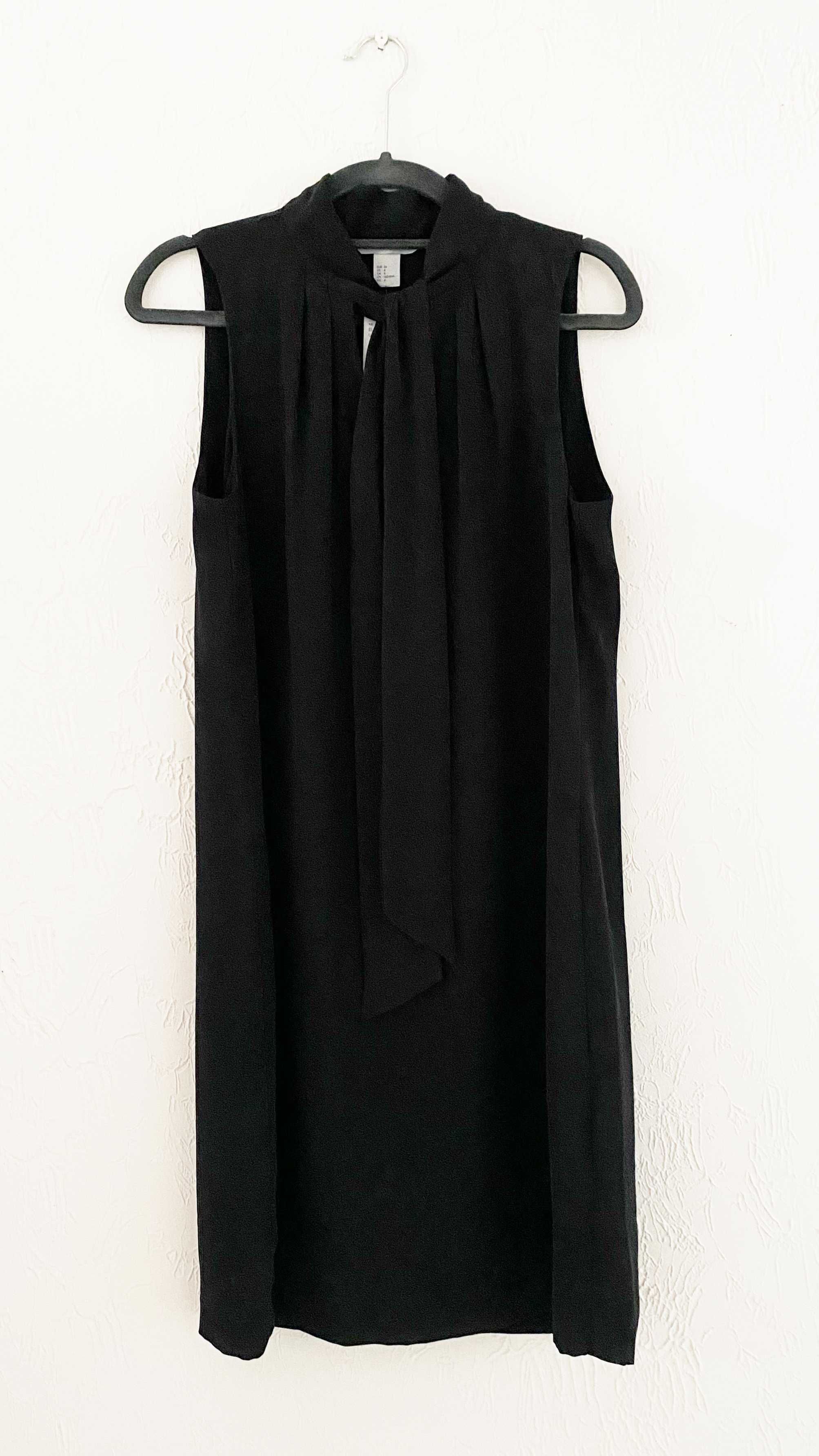 Sukienka koktajlowa H&M S/36 Czarna z wiązaniem na szyi