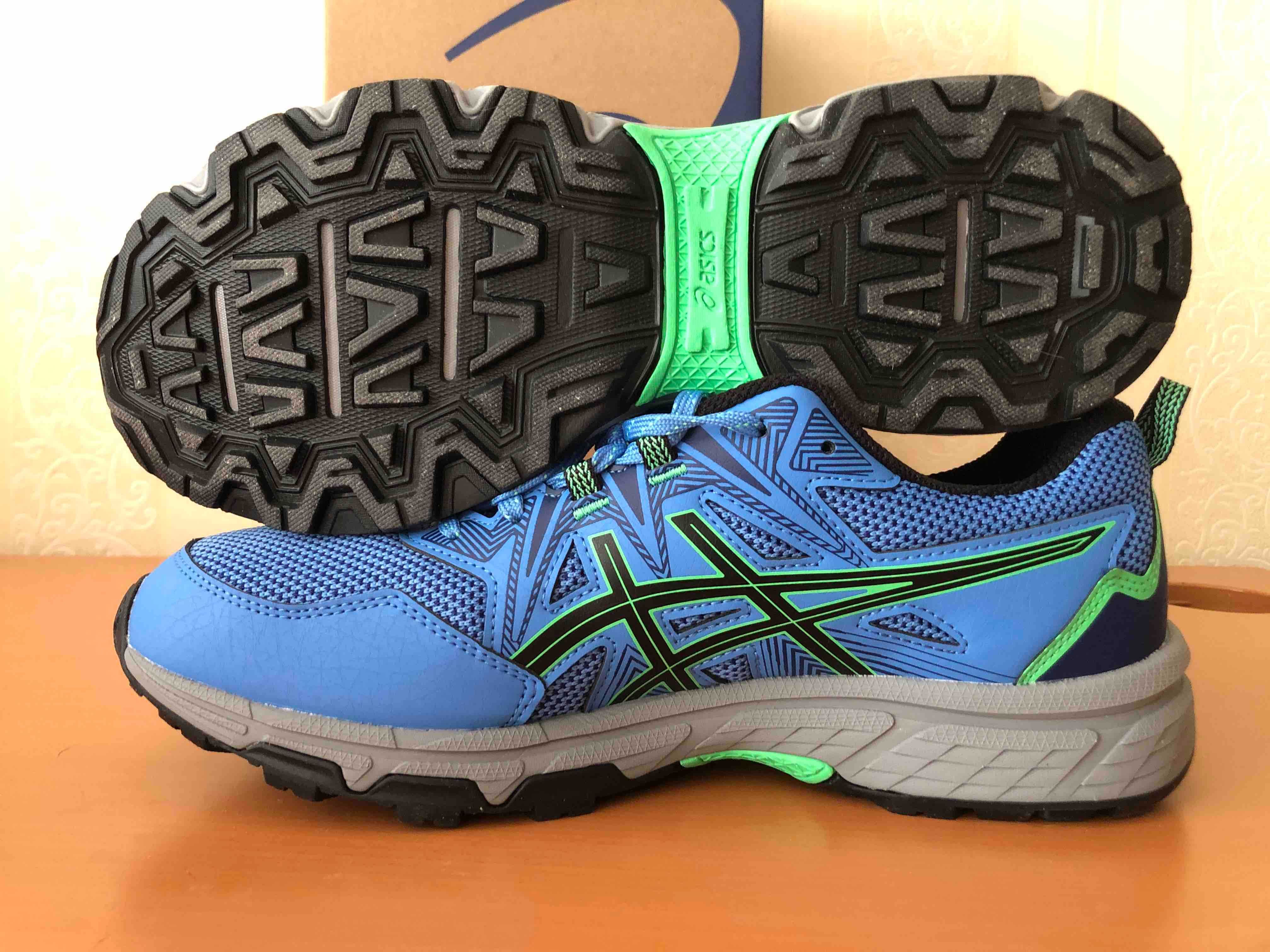 Asics Gel-Venture 8. Оригинал из США. EUR44,5 на 43,5 размер.