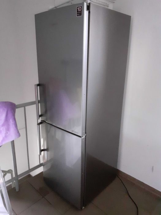 Lodówka SAMSUNG prawie nowa INOX RB29FSJNDESA