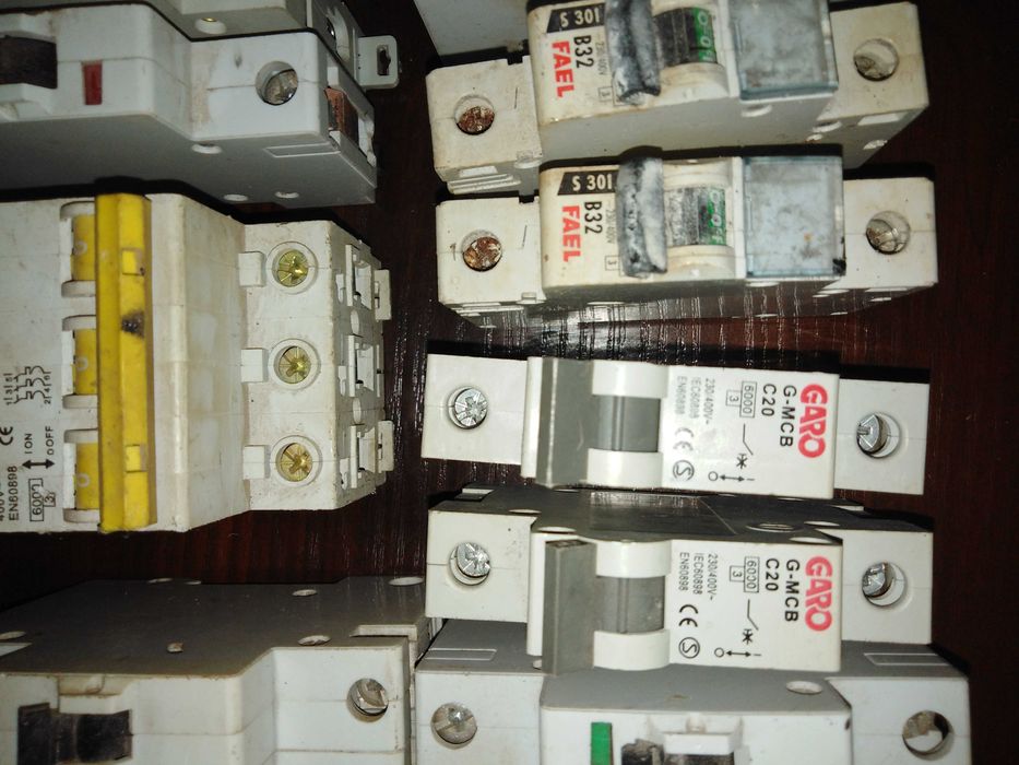 Bespiecznikii - automaty