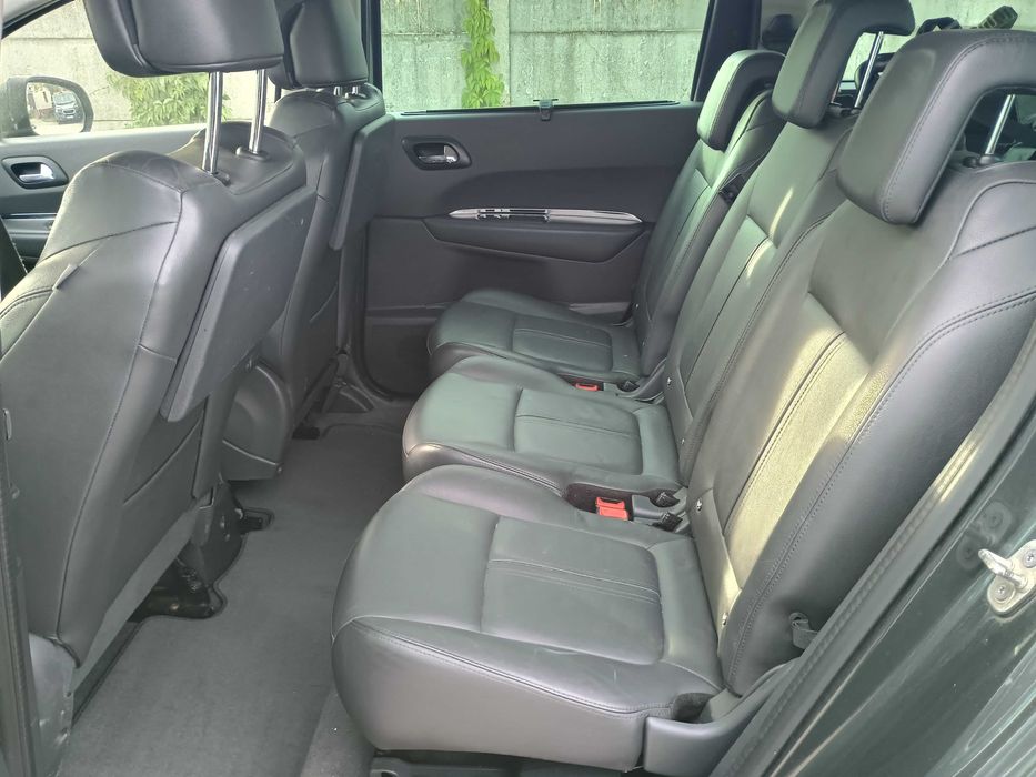Peugeot 5008 rok 2014